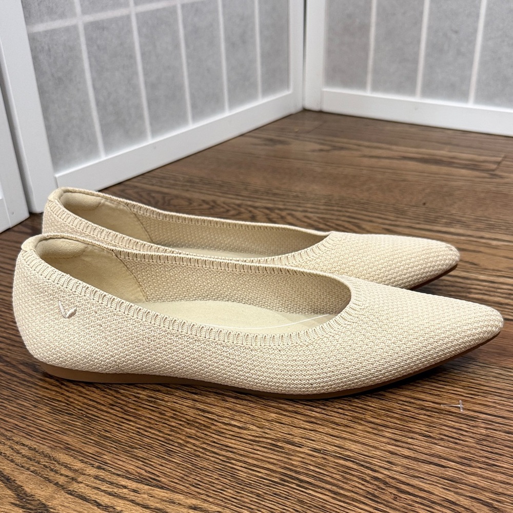 Vivaia Pointed-Toe Ballett Flats Aria 5 Color Almond Size EU 39.5 - Picture 5 of 9